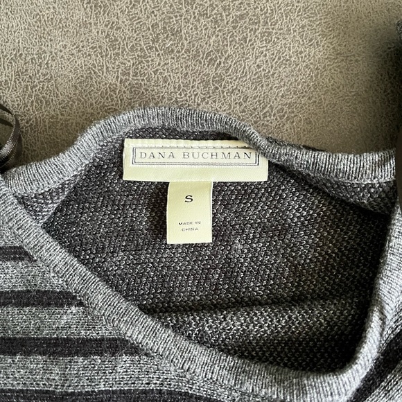 Quarter sleeve shirt - Picture 2 of 2